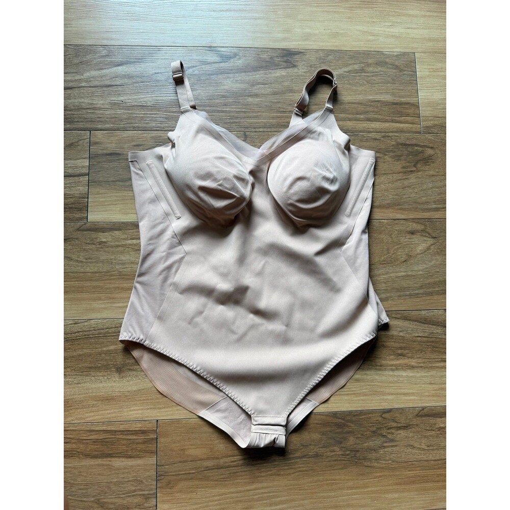 Honeylove CrossOver Cami Bodysuit size 3X Sand Nude Shapewear Built-In Bra